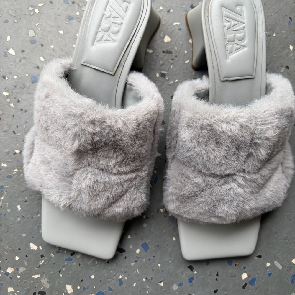 Zara Light Gray Faux Fur Slide Mules